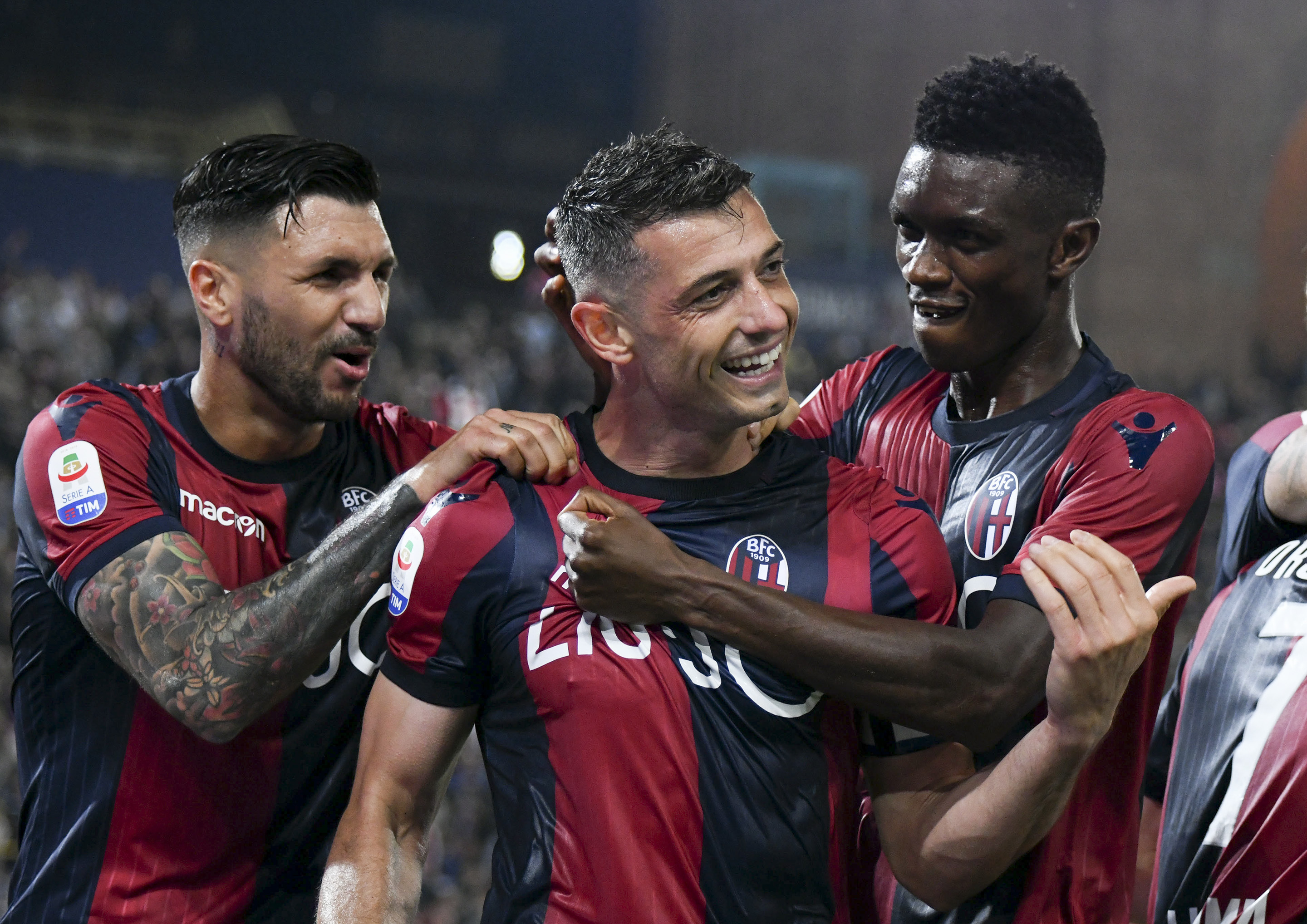 奠定了坚实 奠定了坚实