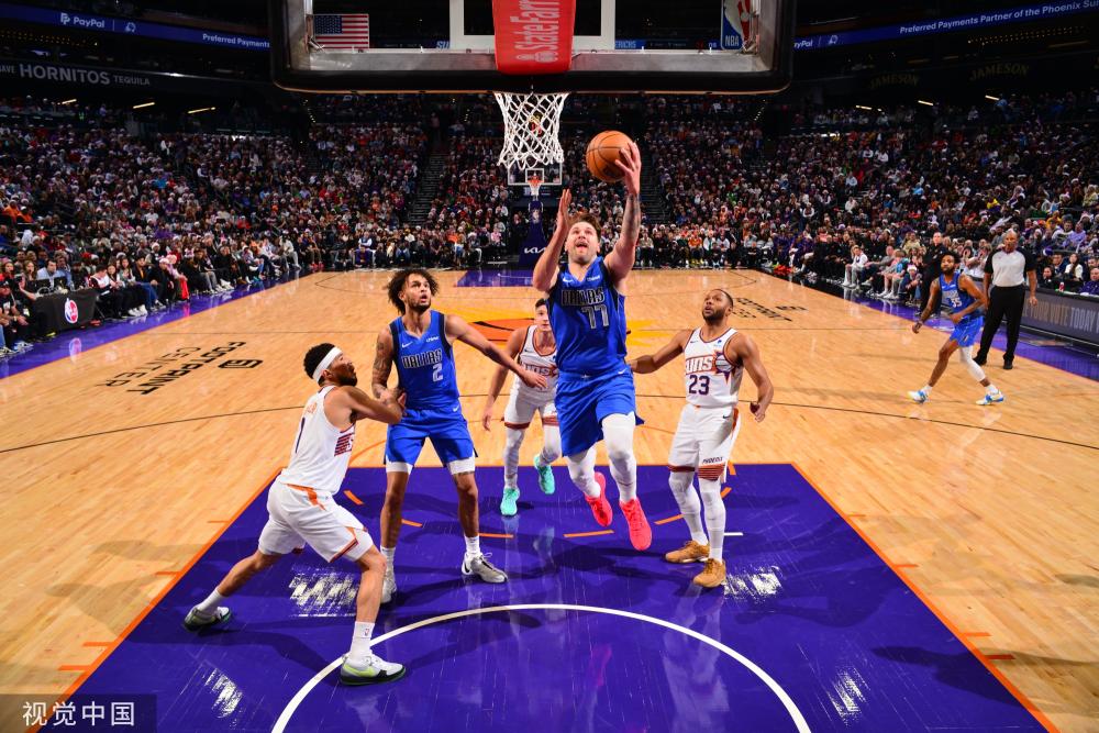 瑞士后卫阿 瑞士后卫阿