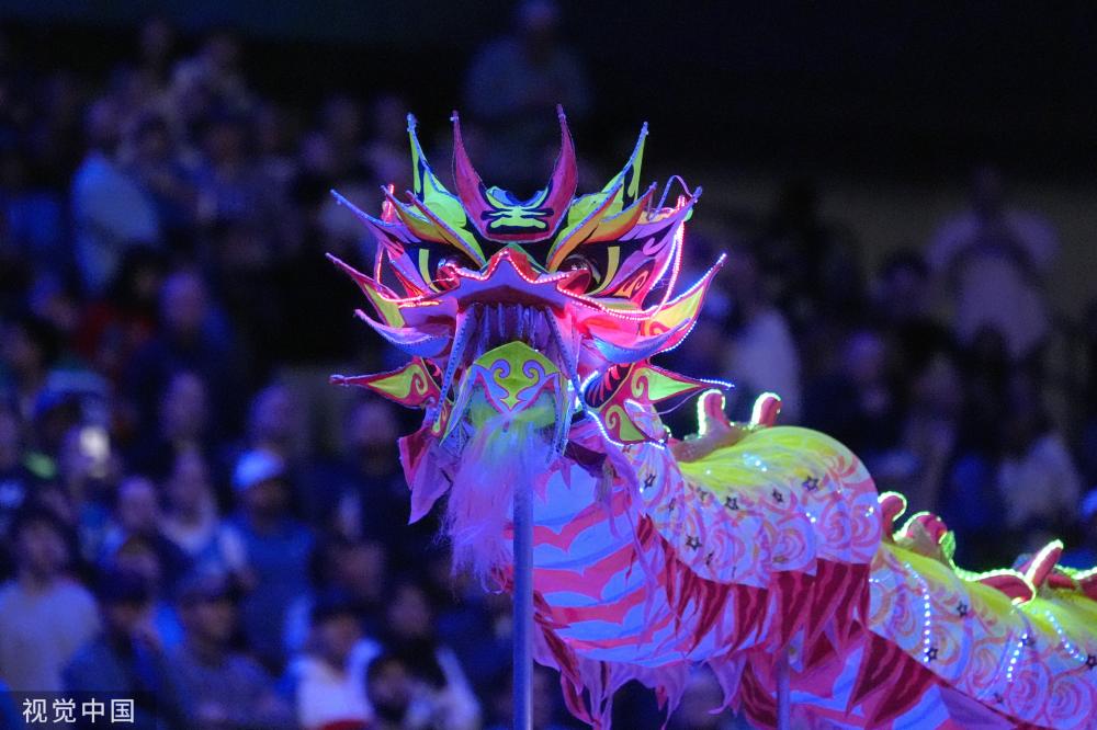 她站在大学 她站在大学